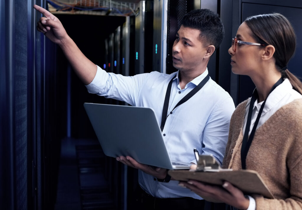 KLR IT support team assisting staff with Microsoft 365 integration