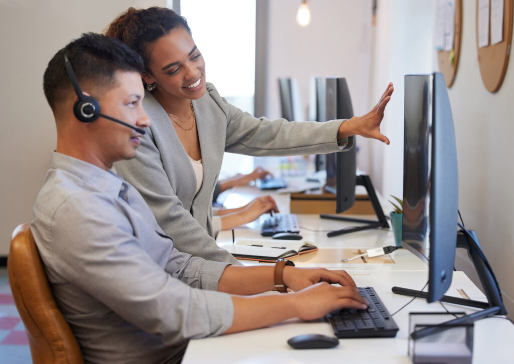 KLR employees working online with business broadband